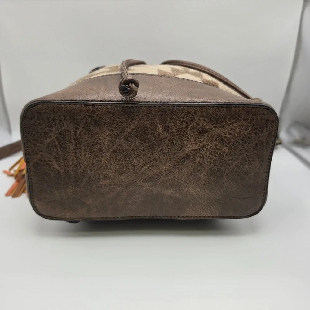 Jen & Co embrace rustic
